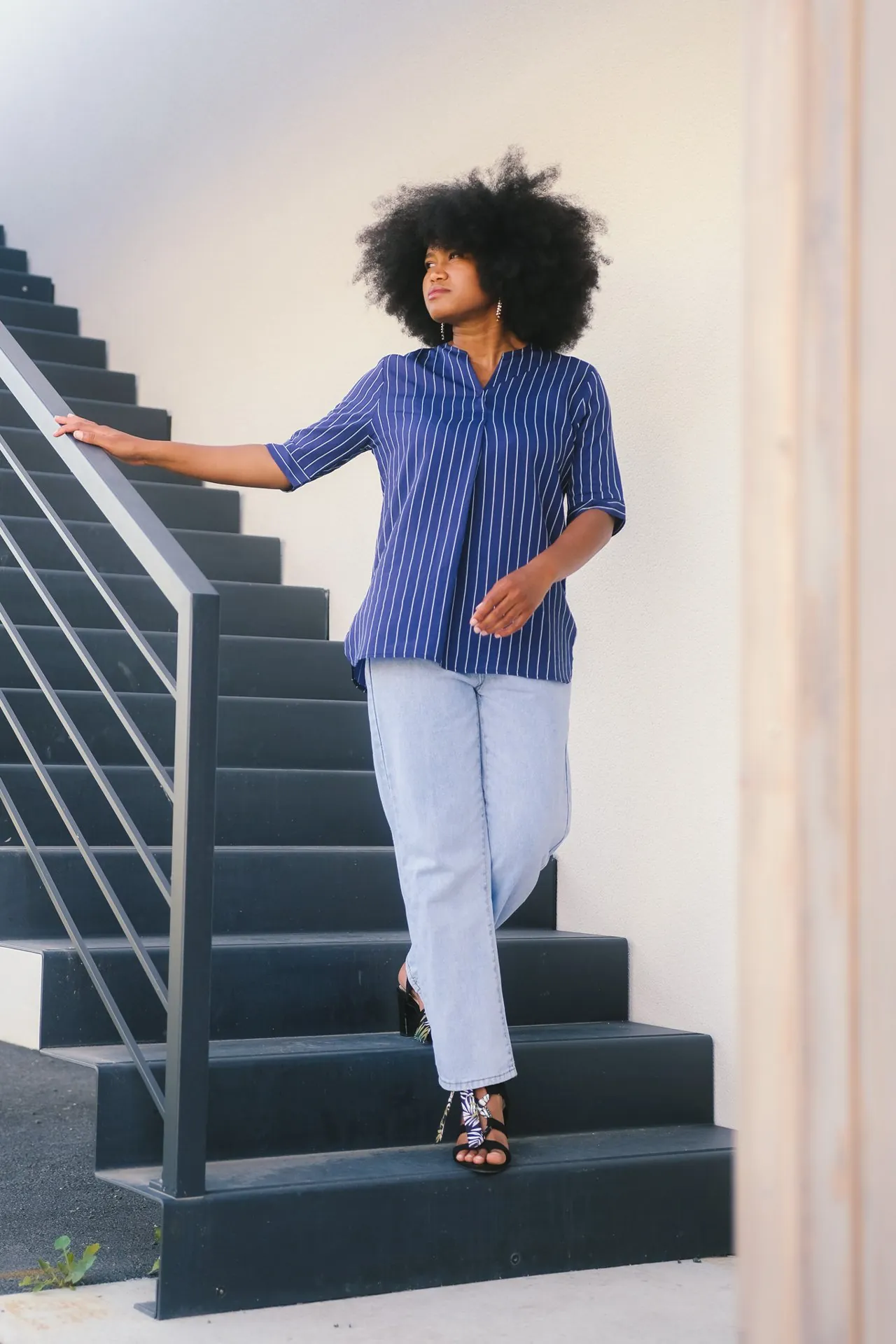 Portrait d'entreprise dans un escalier